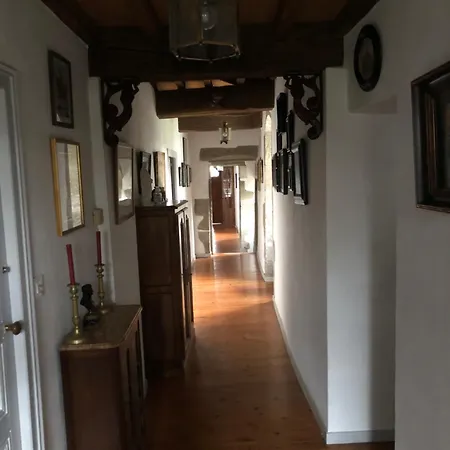 Couette-café Logis De La Coudraye 3*