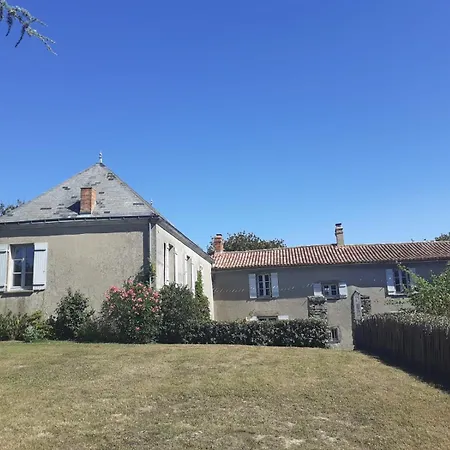 Logis De La Coudraye Couette-café