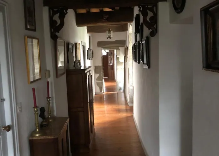 Couette-café Logis De La Coudraye 3*